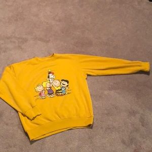 Peanut Sweatshirt size M